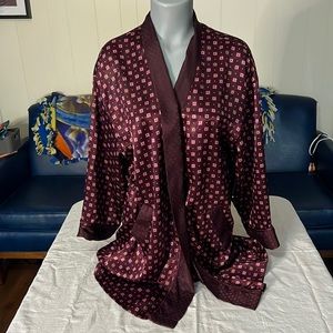Vintage Victoria’s Secret Robe in Scarlet and Square details